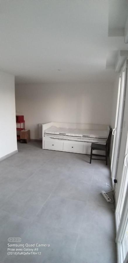 Equipee 2 Personnes Proche Paris Apartment Argenteuil Bagian luar foto