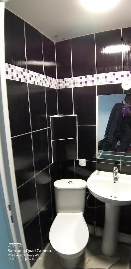 Equipee 2 Personnes Proche Paris Apartment Argenteuil Bagian luar foto